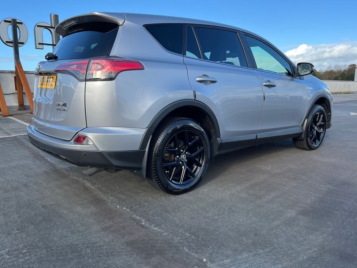 Used Toyota RAV4 2018 for sale - 76329068: Photo 26