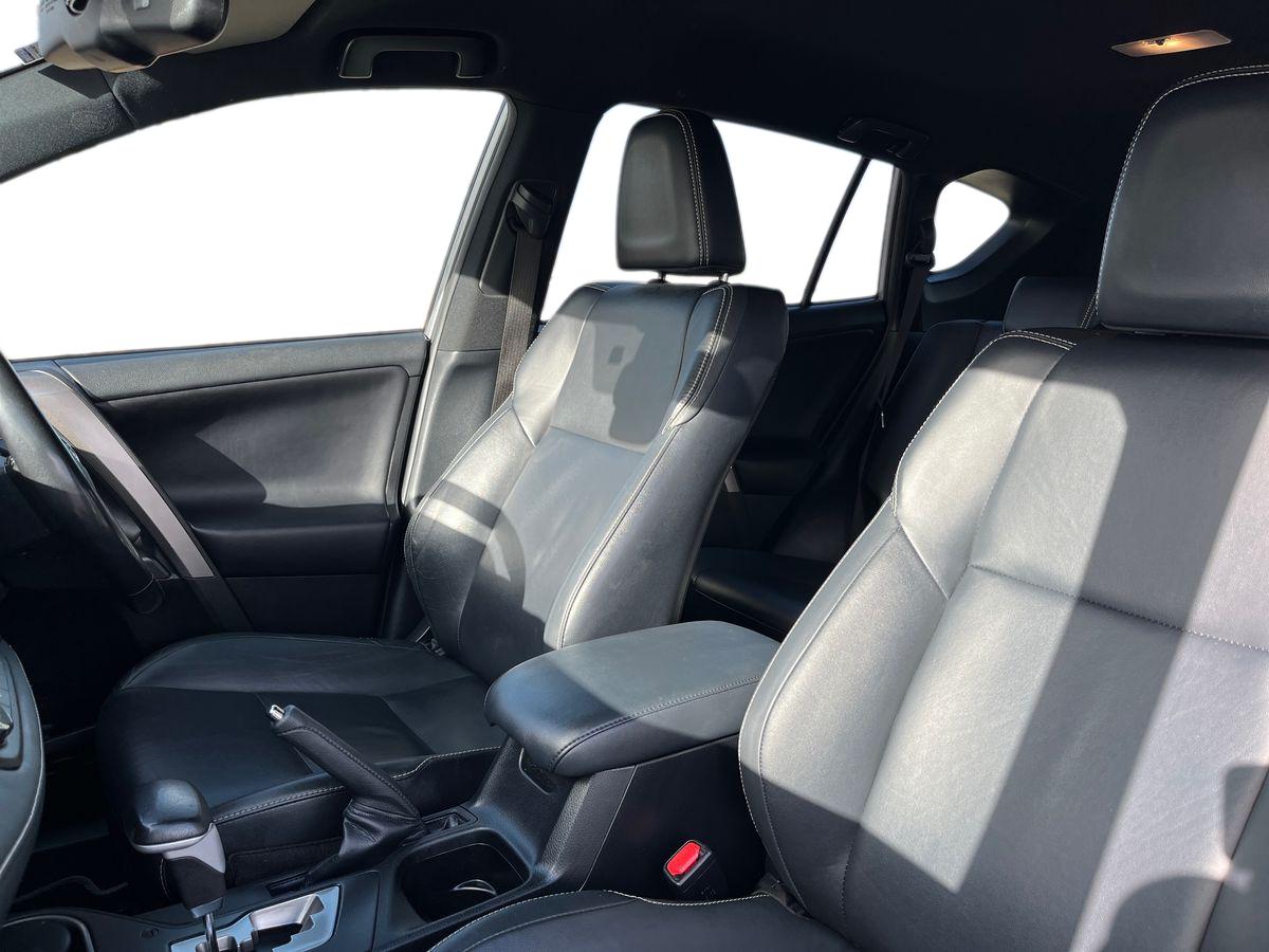Used Toyota RAV4 2018 for sale - 76329068: Photo 9