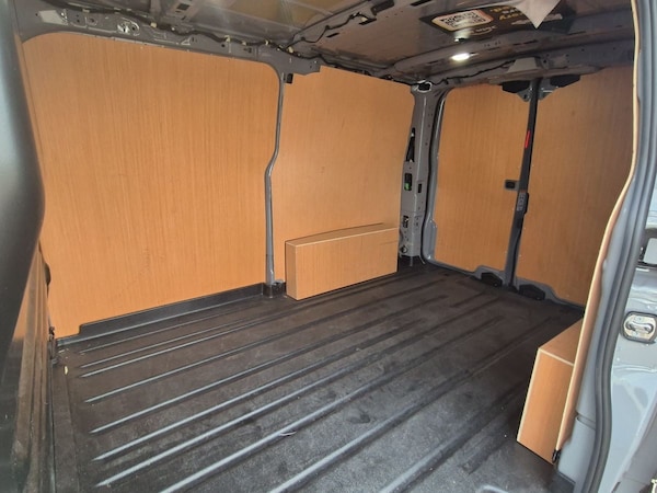 Used Ford E-Transit 2025 for sale - 76148744: Photo 10