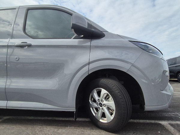 Used Ford E-Transit 2025 for sale - 76148744: Photo 39
