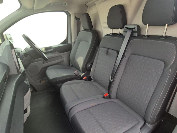 Used Ford E-Transit 2025 for sale - 76148744: Photo 9