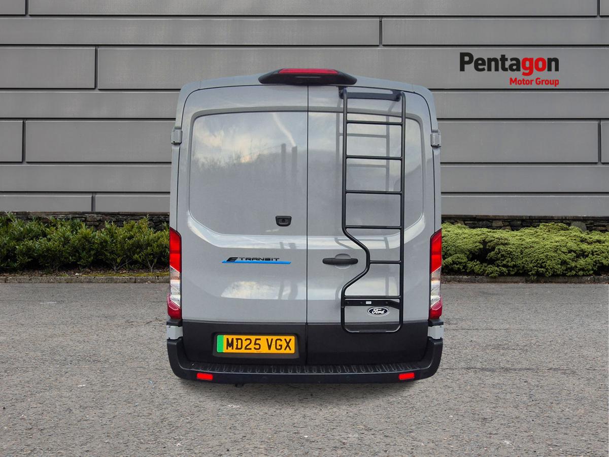 Used Ford E-Transit 2025 for sale - 76407281: Photo 16