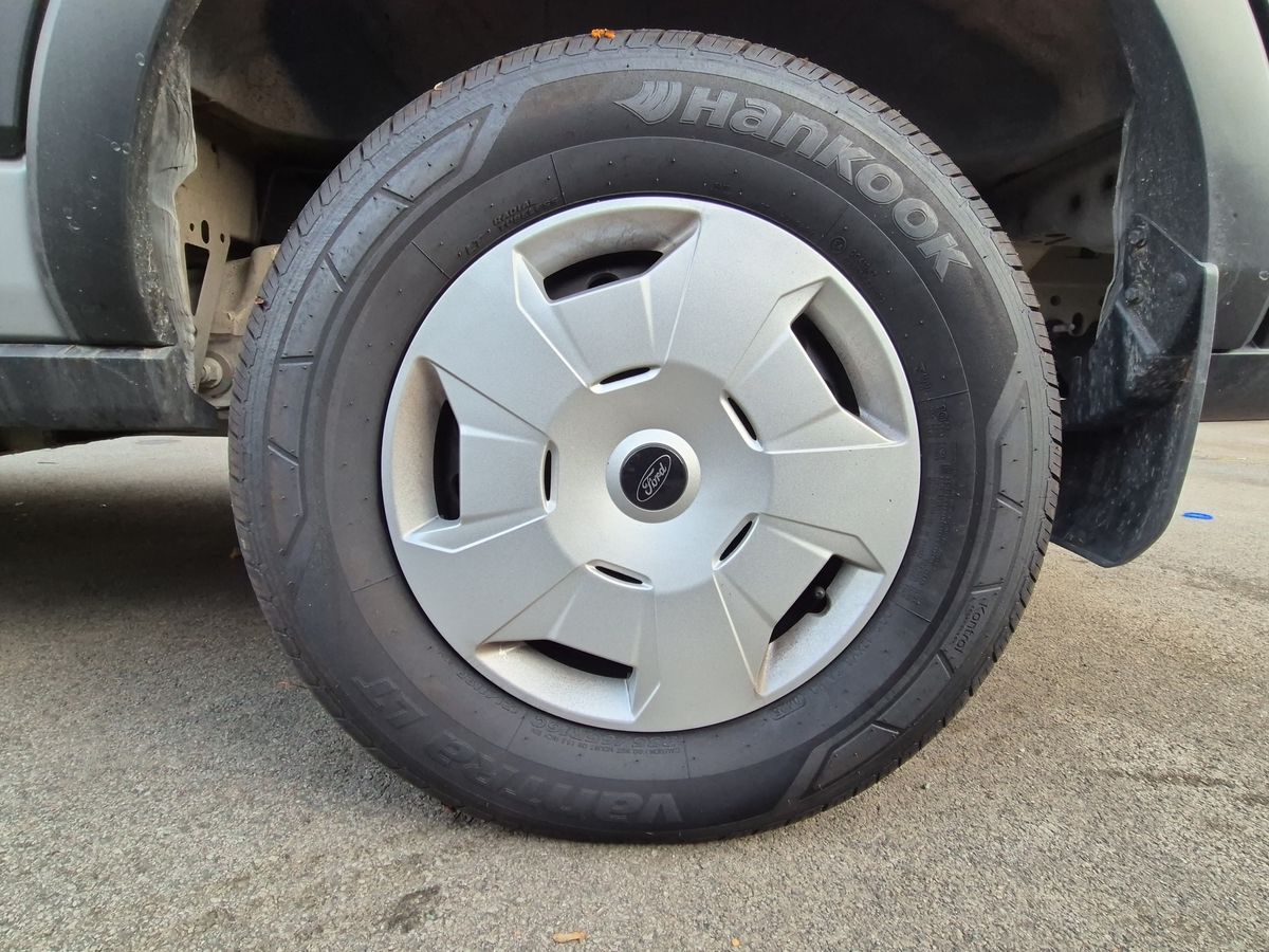 Used Ford E-Transit 2025 for sale - 76407281: Photo 17