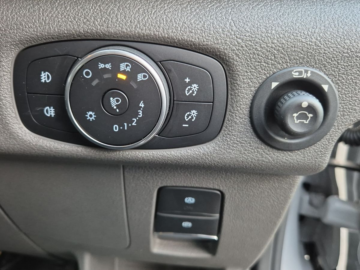 Used Ford E-Transit 2025 for sale - 76407281: Photo 21