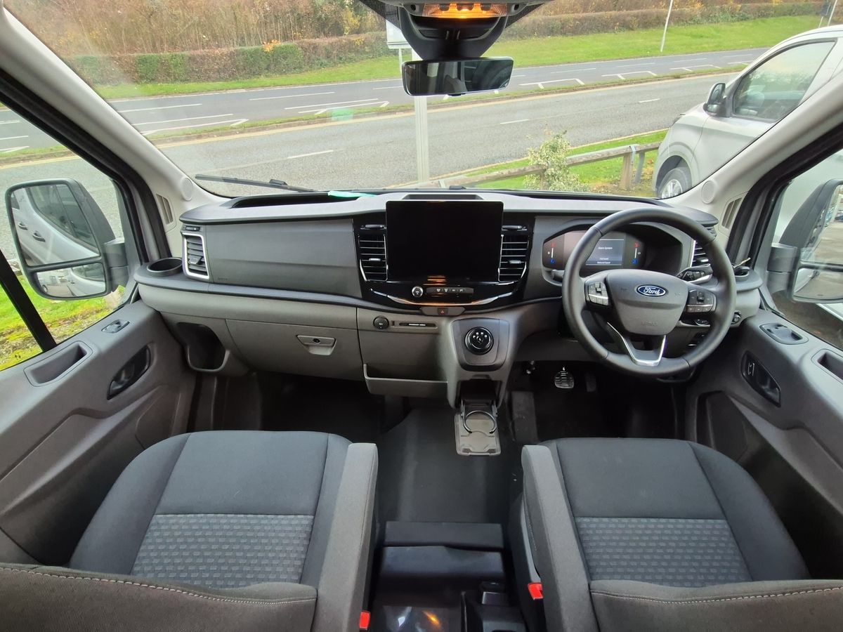 Used Ford E-Transit 2025 for sale - 76407281: Photo 24