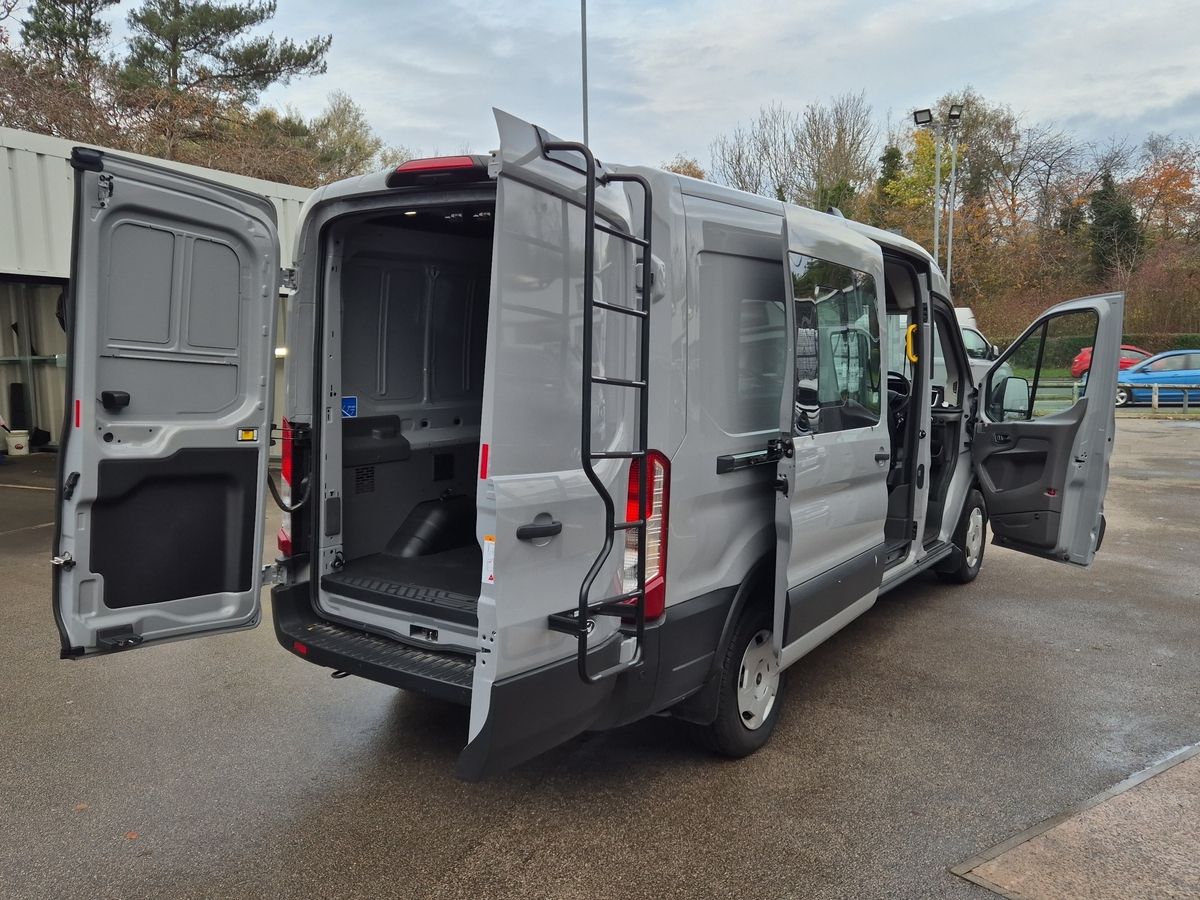 Used Ford E-Transit 2025 for sale - 76407281: Photo 33