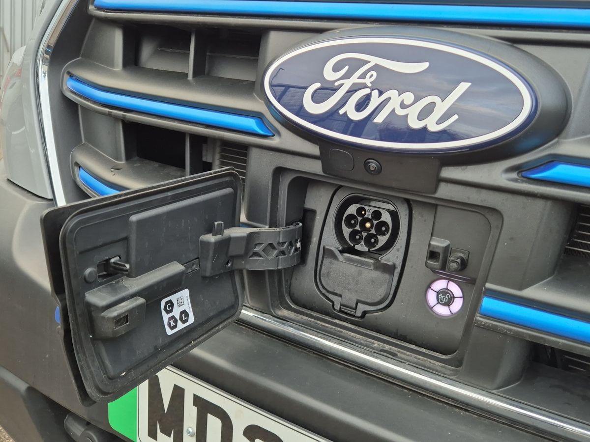 Used Ford E-Transit 2025 for sale - 76407281: Photo 41