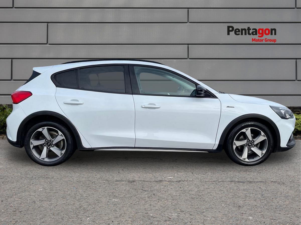 Used Ford Focus 2021 for sale - 76746435: Photo 13