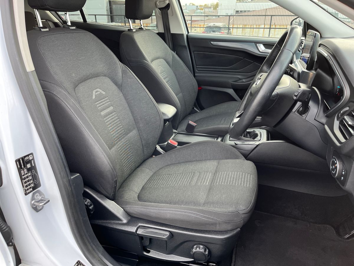 Used Ford Focus 2021 for sale - 76746435: Photo 19