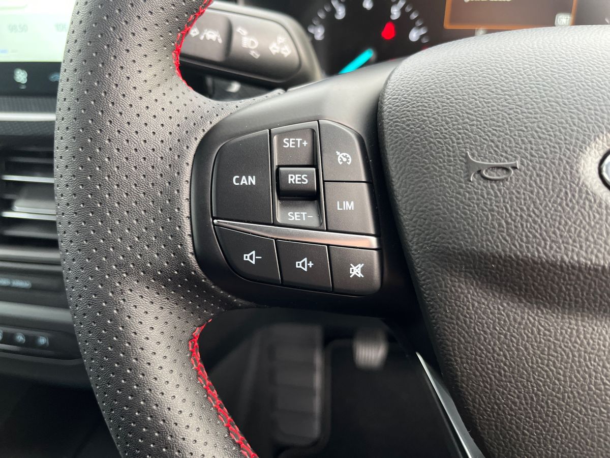 Used Ford Focus 2025 for sale - 76836837: Photo 35