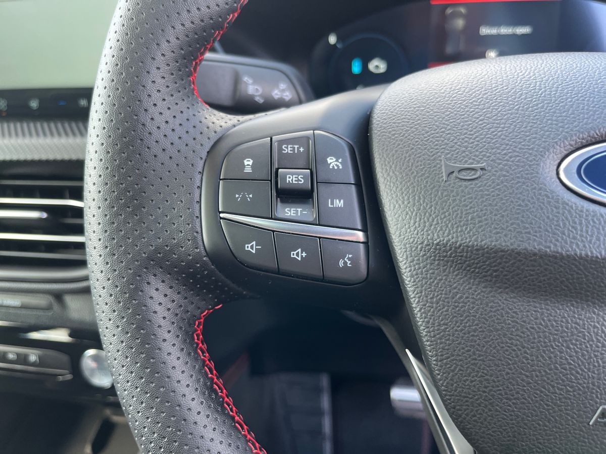 Used Ford Kuga 2025 for sale - 76081602: Photo 37