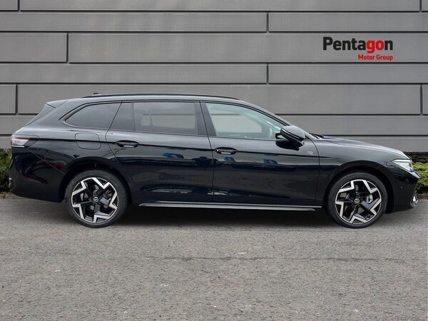Used Volkswagen Passat 2025 for sale - 76186180: Photo 13