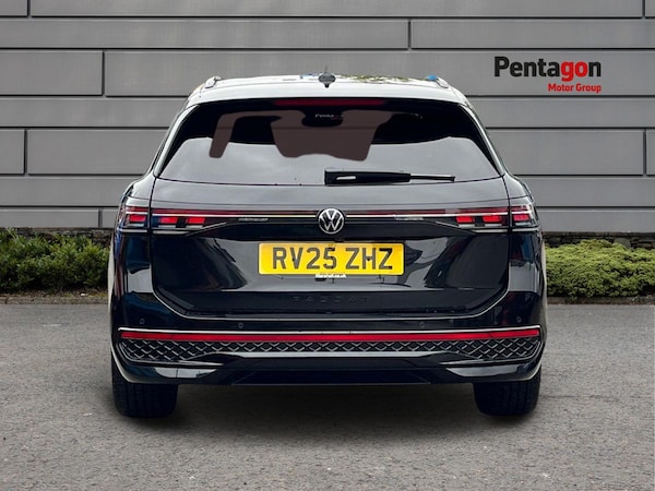 Used Volkswagen Passat 2025 for sale - 76186180: Photo 16