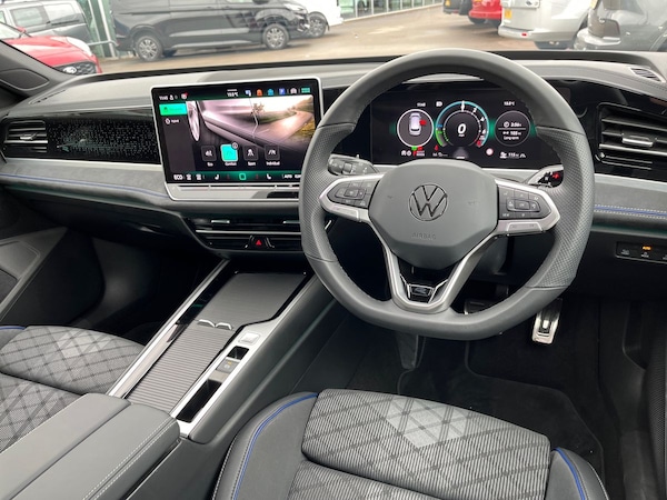 Used Volkswagen Passat 2025 for sale - 76186180: Photo 31