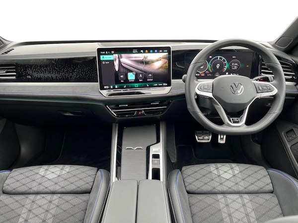 Used Volkswagen Passat 2025 for sale - 76186180: Photo 7