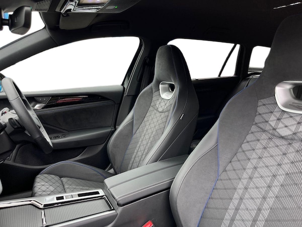 Used Volkswagen Passat 2025 for sale - 76186180: Photo 9