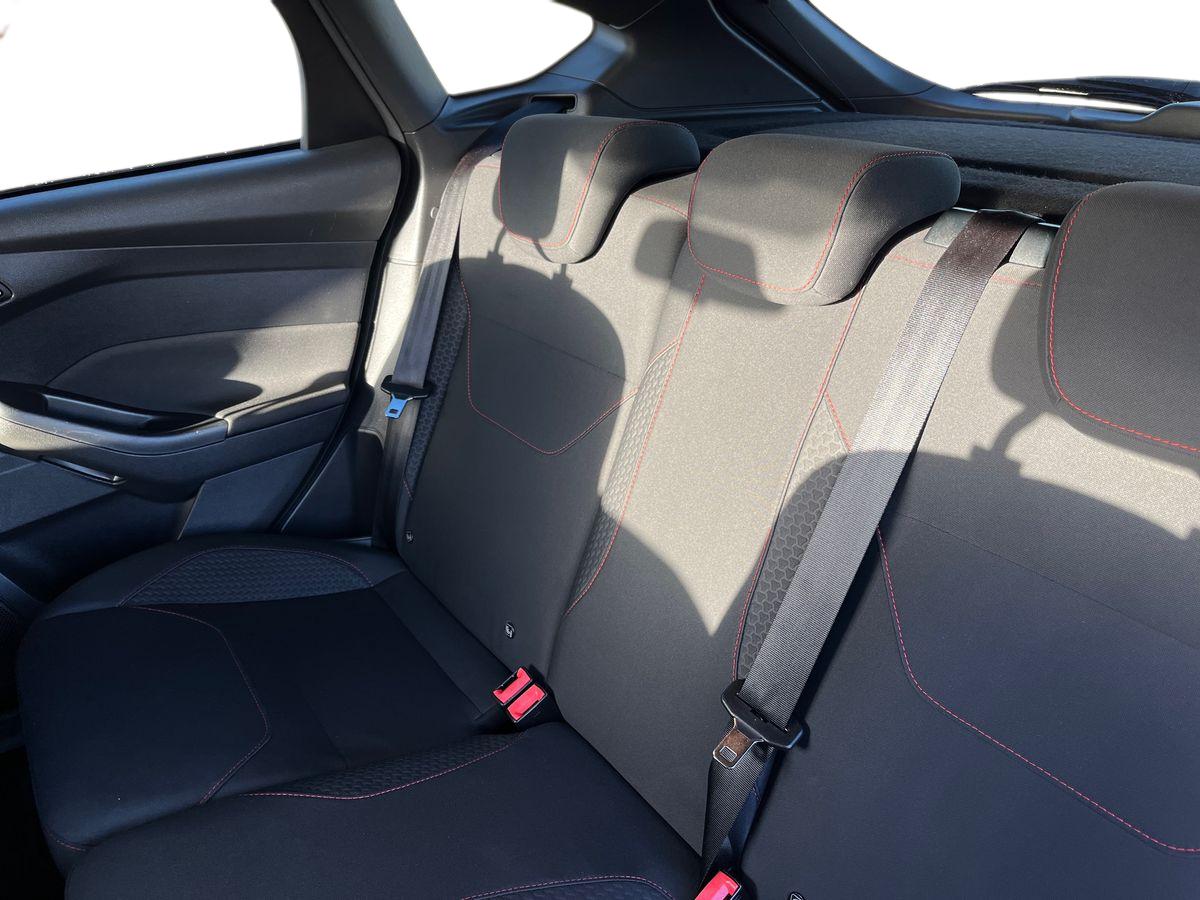 Used Ford Focus 2017 for sale - 76875943: Photo 10