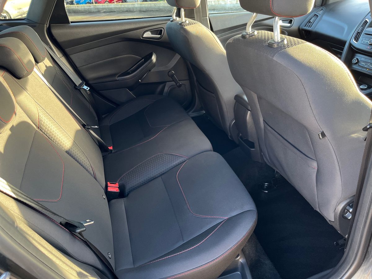 Used Ford Focus 2017 for sale - 76875943: Photo 22