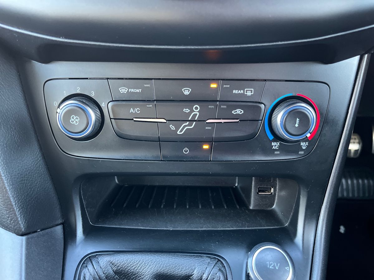 Used Ford Focus 2017 for sale - 76875943: Photo 26