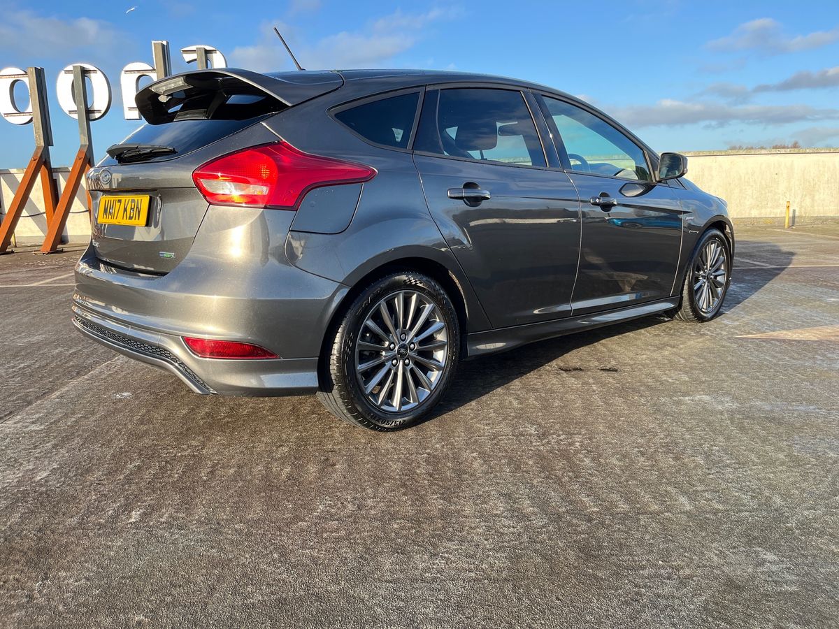 Used Ford Focus 2017 for sale - 76875943: Photo 34