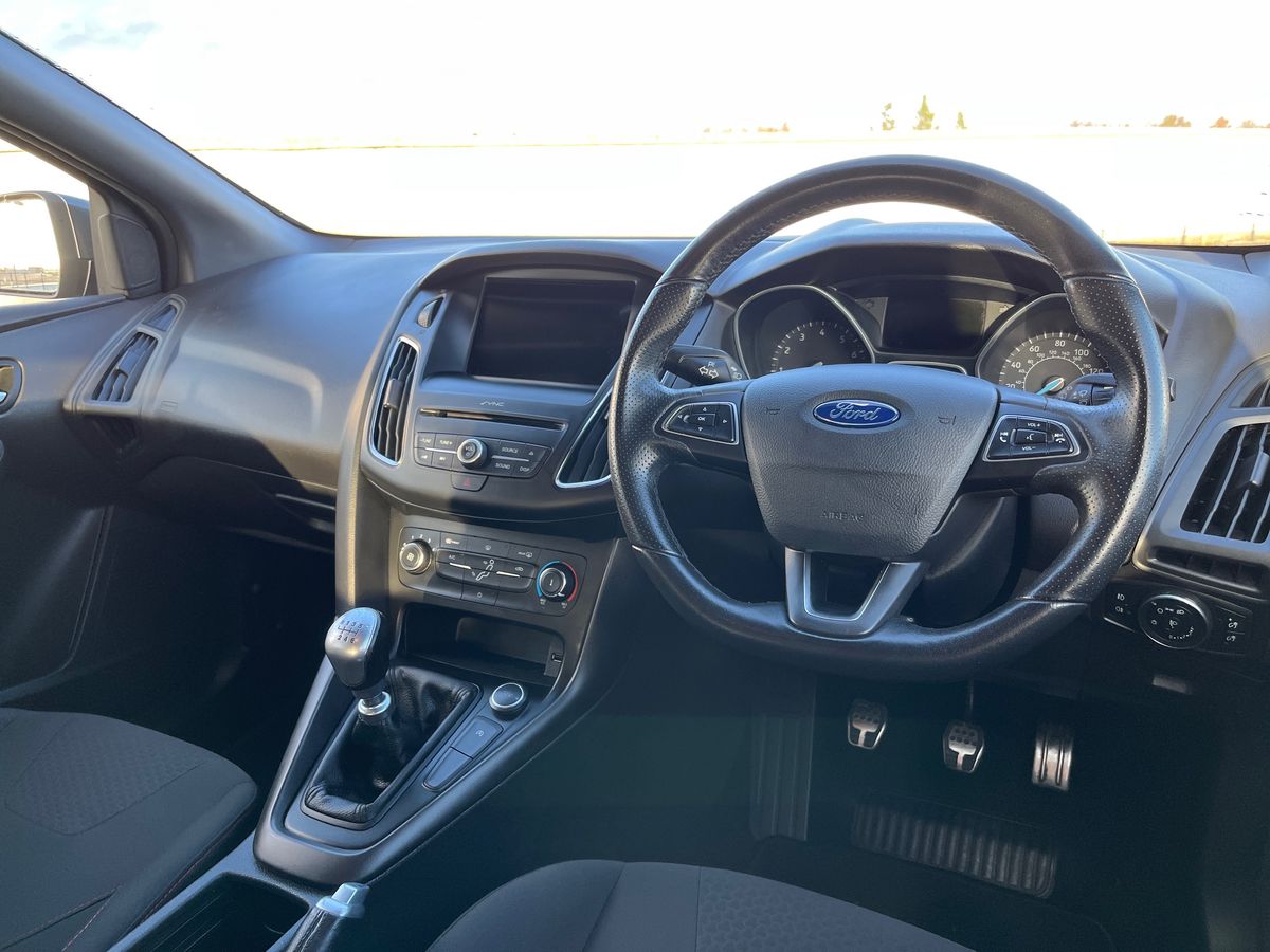 Used Ford Focus 2017 for sale - 76875943: Photo 36
