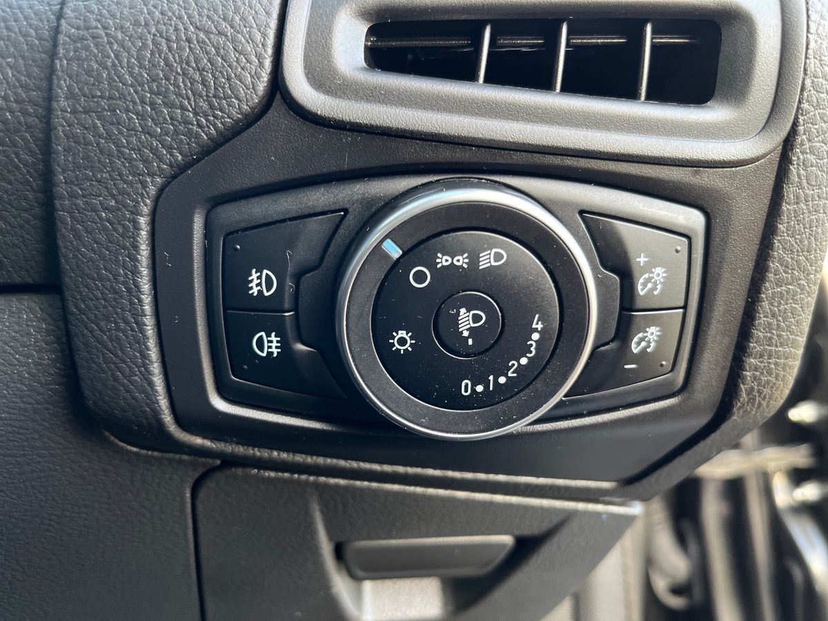 Used Ford Focus 2017 for sale - 76875943: Photo 41