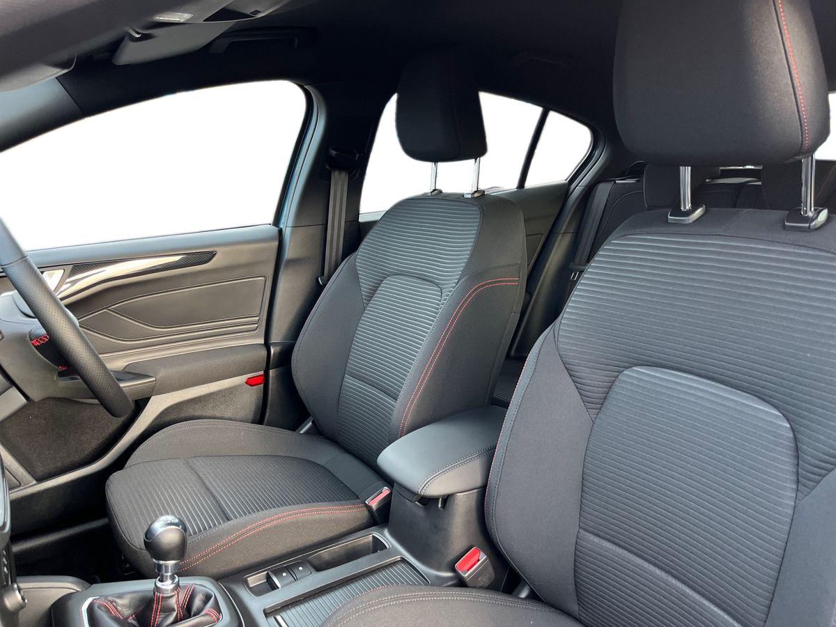 Used Ford Focus 2025 for sale - 76836852: Photo 10