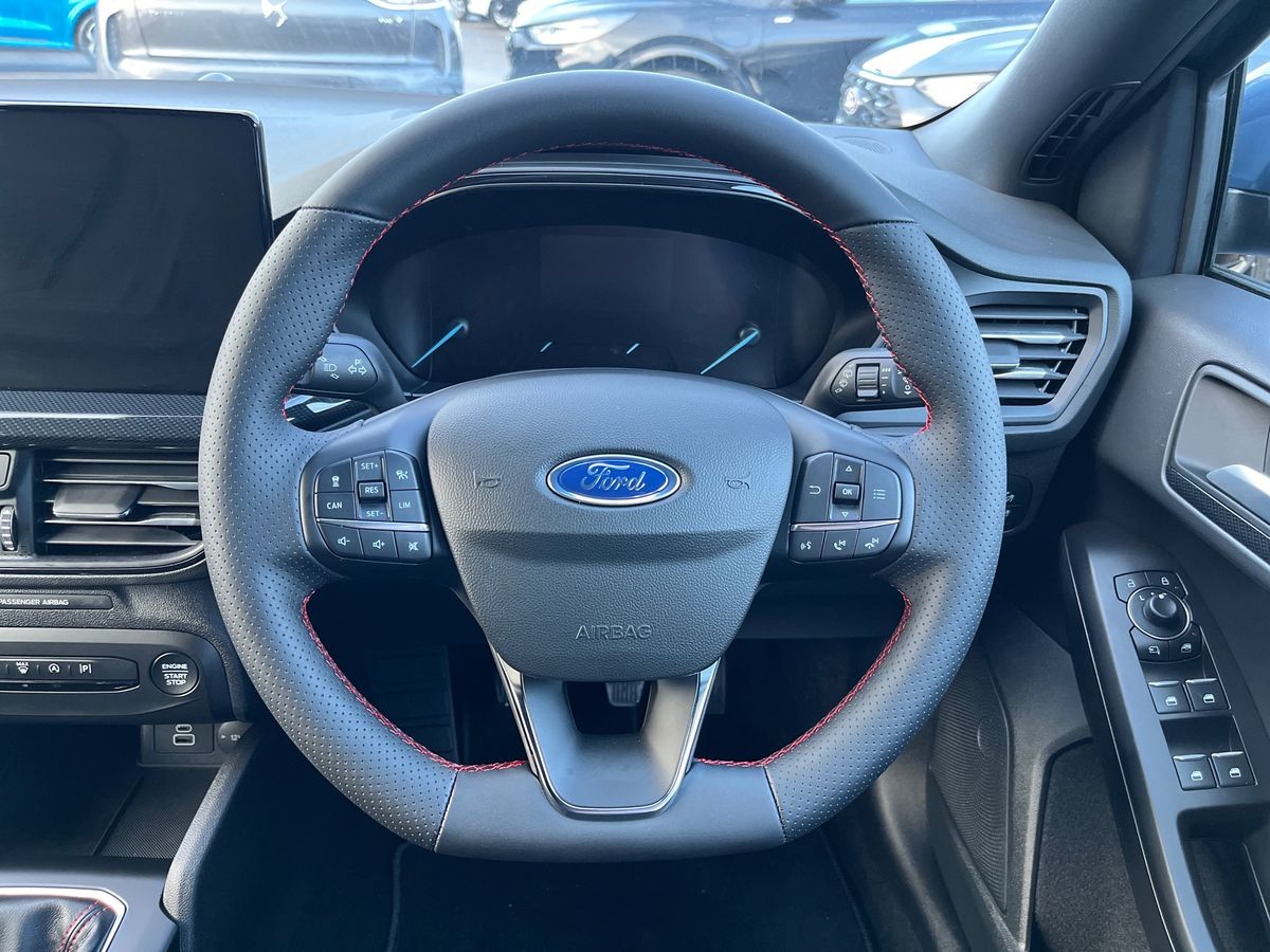 Used Ford Focus 2025 for sale - 76836852: Photo 31