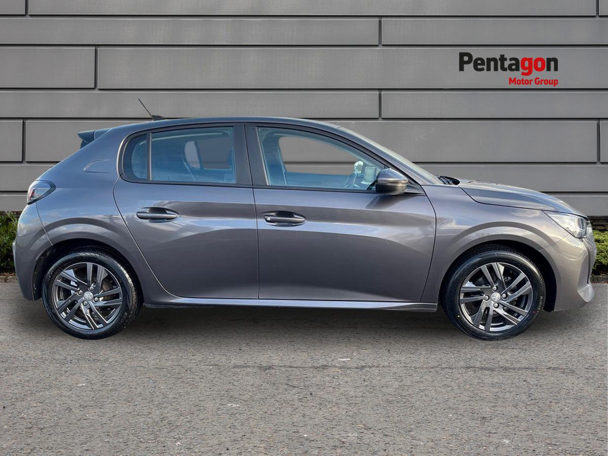 Used Peugeot 208 2021 for sale - 76476235: Photo 13