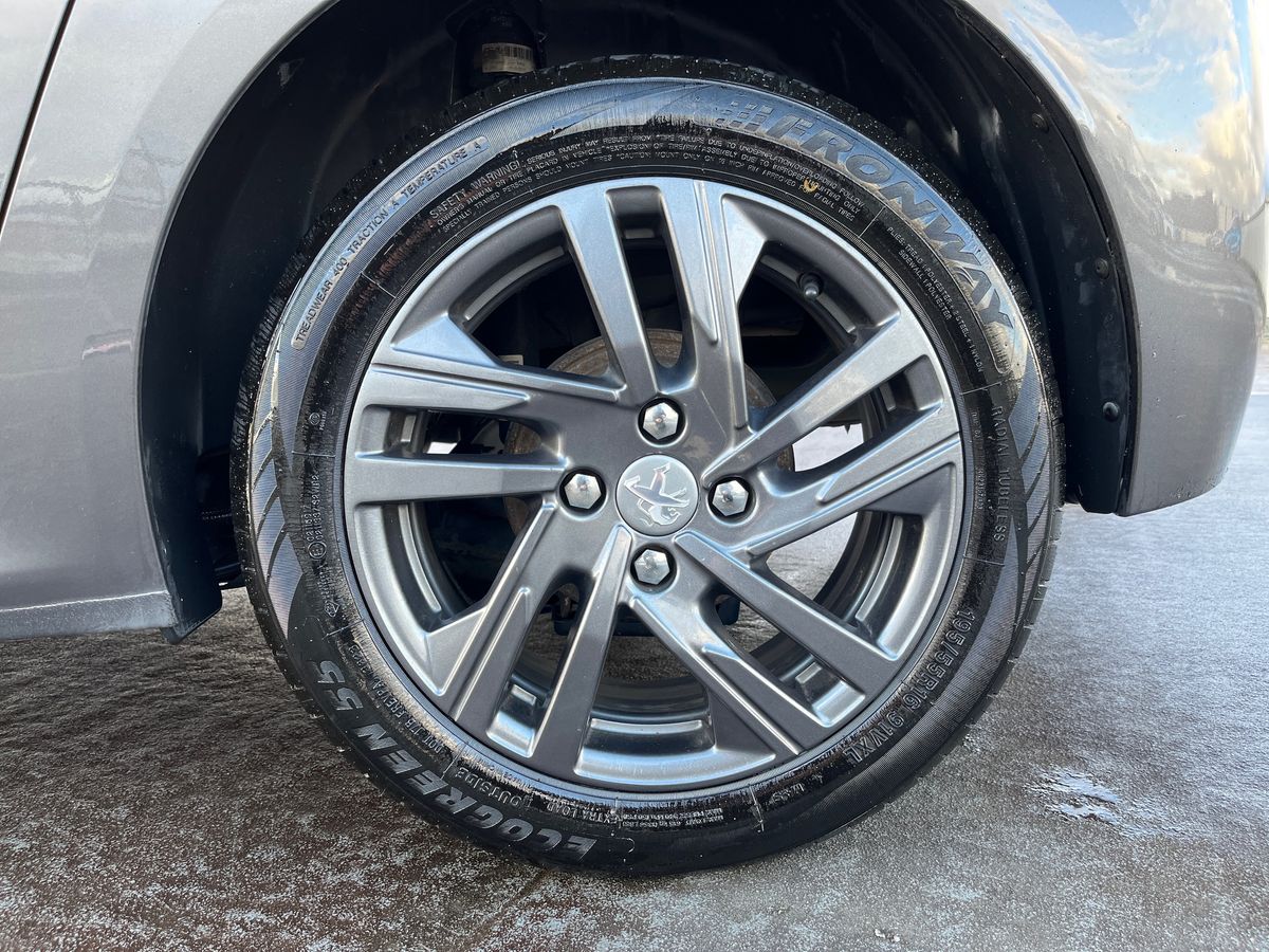 Used Peugeot 208 2021 for sale - 76476235: Photo 17