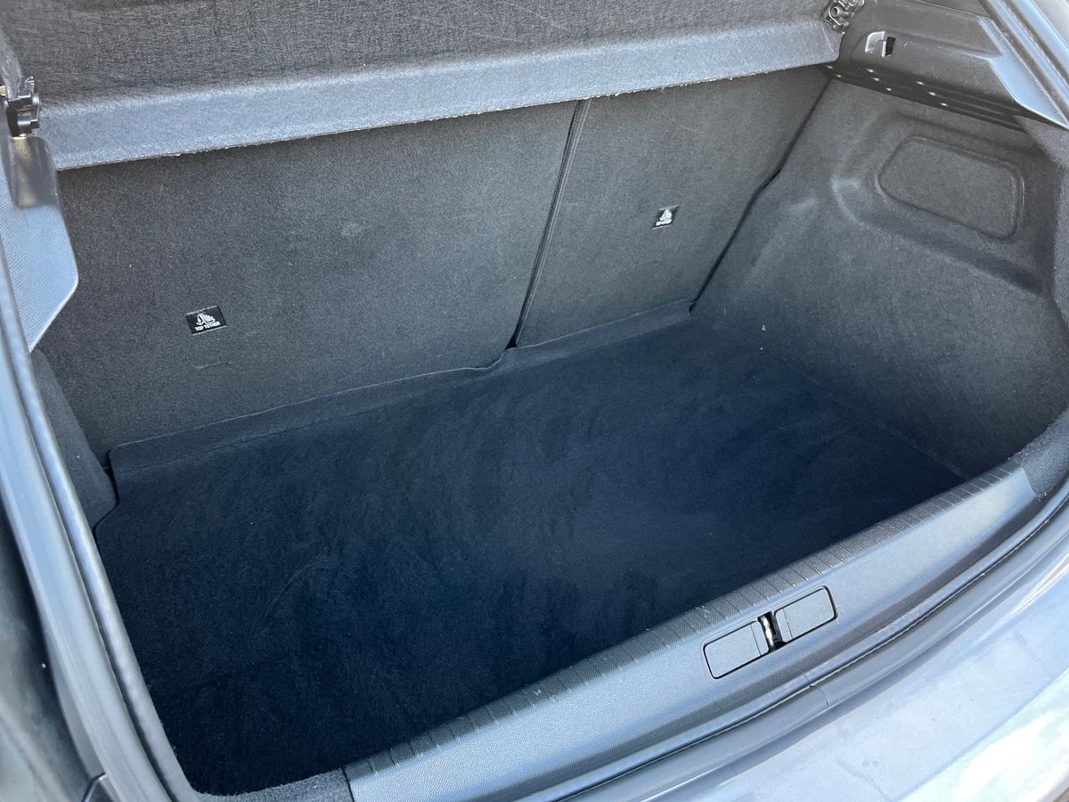 Used Peugeot 208 2021 for sale - 76476235: Photo 20