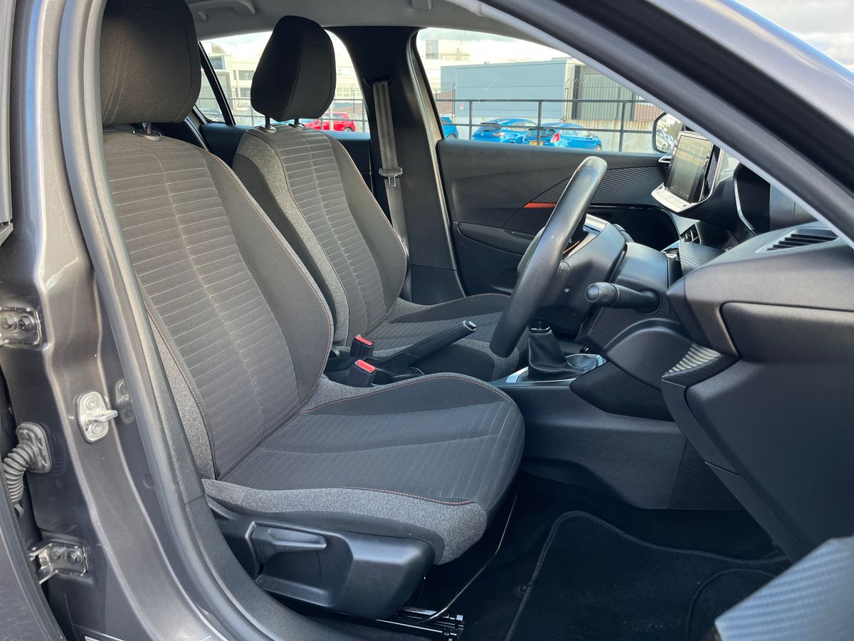 Used Peugeot 208 2021 for sale - 76476235: Photo 25