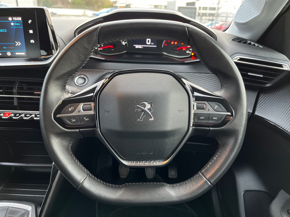 Used Peugeot 208 2021 for sale - 76476235: Photo 37