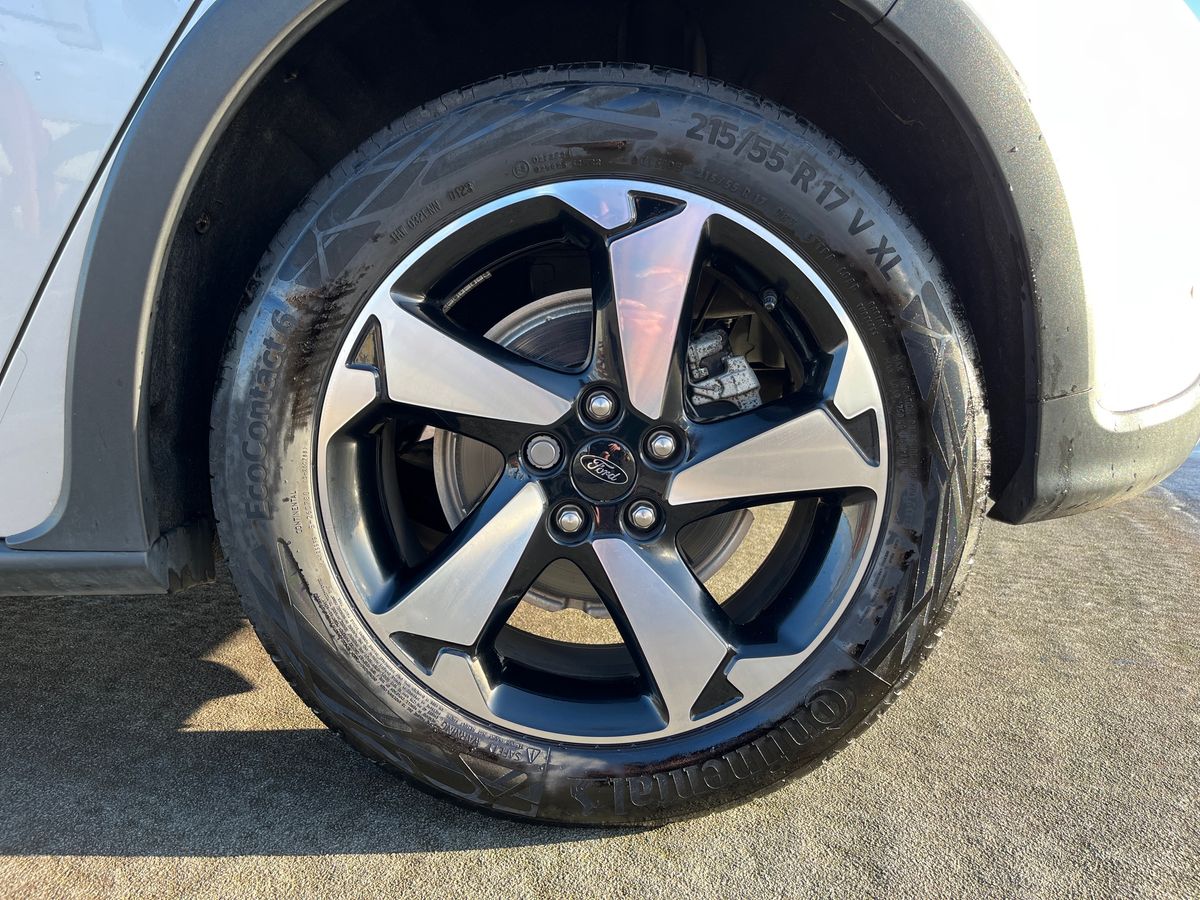 Used Ford Focus 2023 for sale - 76784769: Photo 17