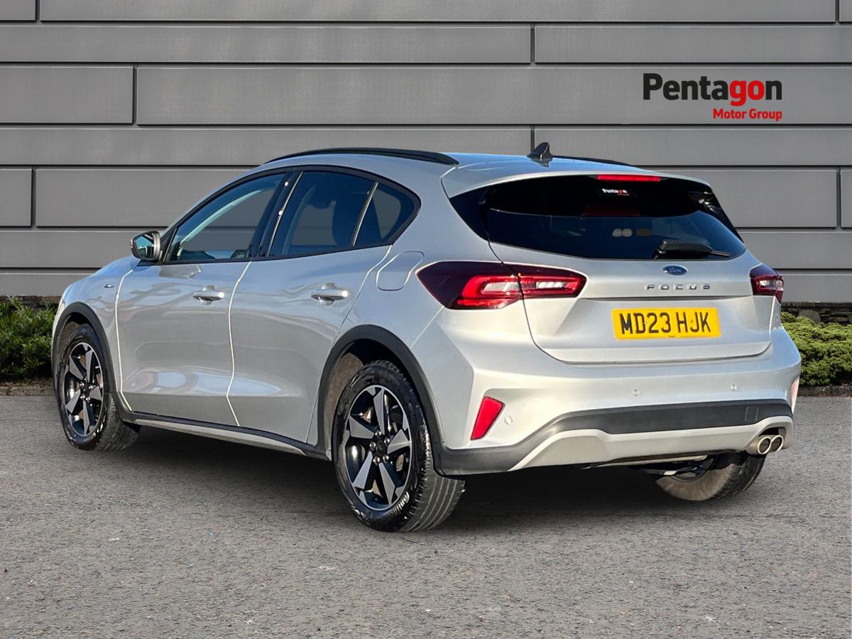 Used Ford Focus 2023 for sale - 76784769: Photo 2