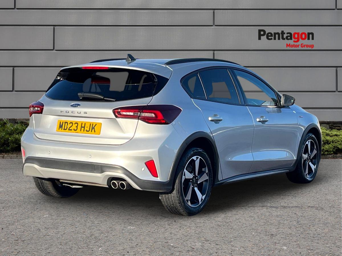 Used Ford Focus 2023 for sale - 76784769: Photo 4