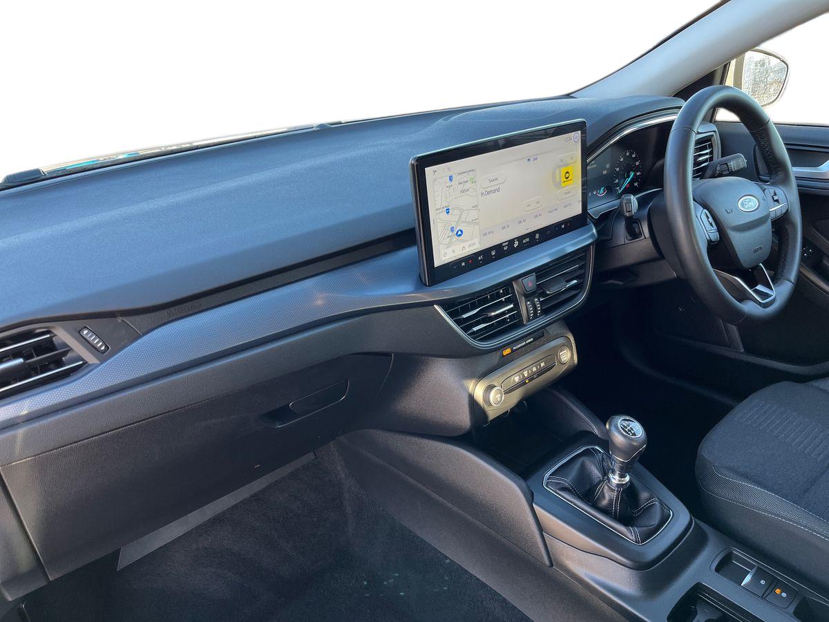 Used Ford Focus 2023 for sale - 76784769: Photo 8