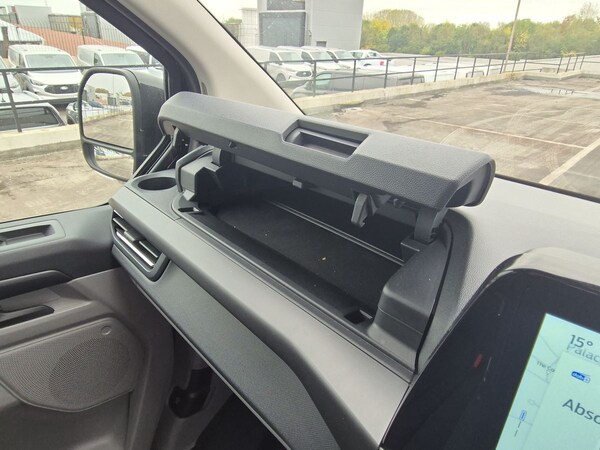 Used Ford Tourneo Custom 2025 for sale - 76163872: Photo 25