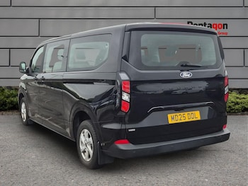 Used Ford Tourneo Custom 2025 for sale - 76163872: Photo 2