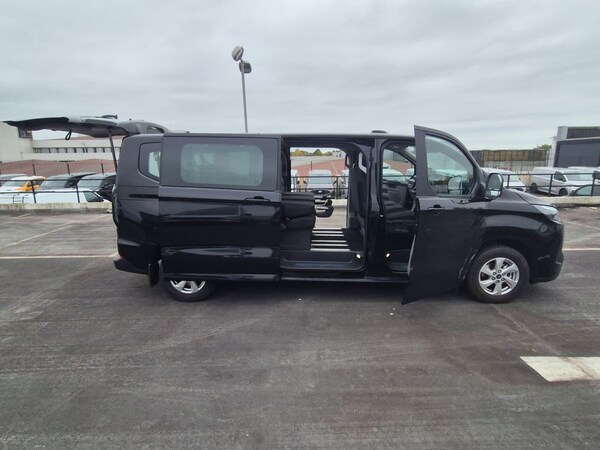Used Ford Tourneo Custom 2025 for sale - 76163872: Photo 33