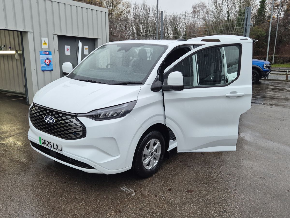 Used Ford Transit Custom 2025 for sale - 76892966: Photo 29