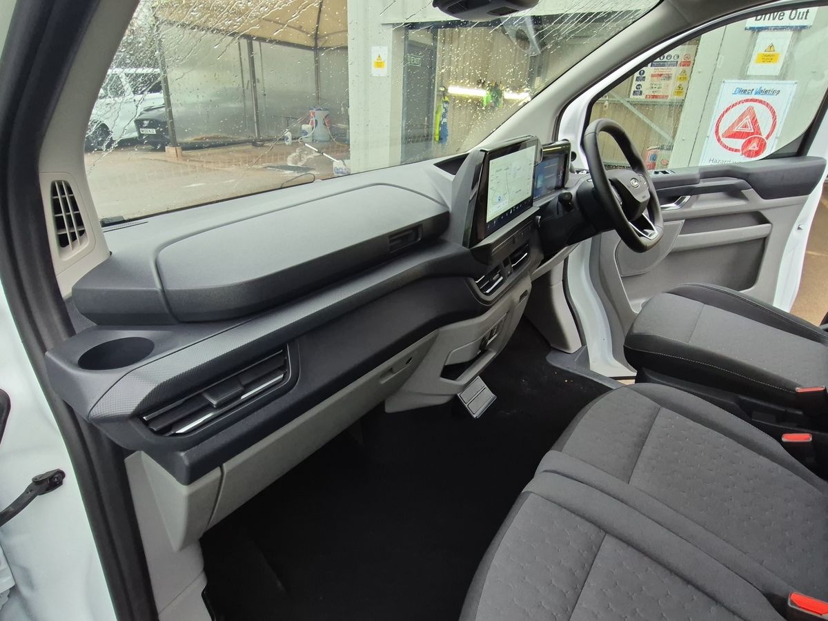 Used Ford Transit Custom 2025 for sale - 76892966: Photo 42