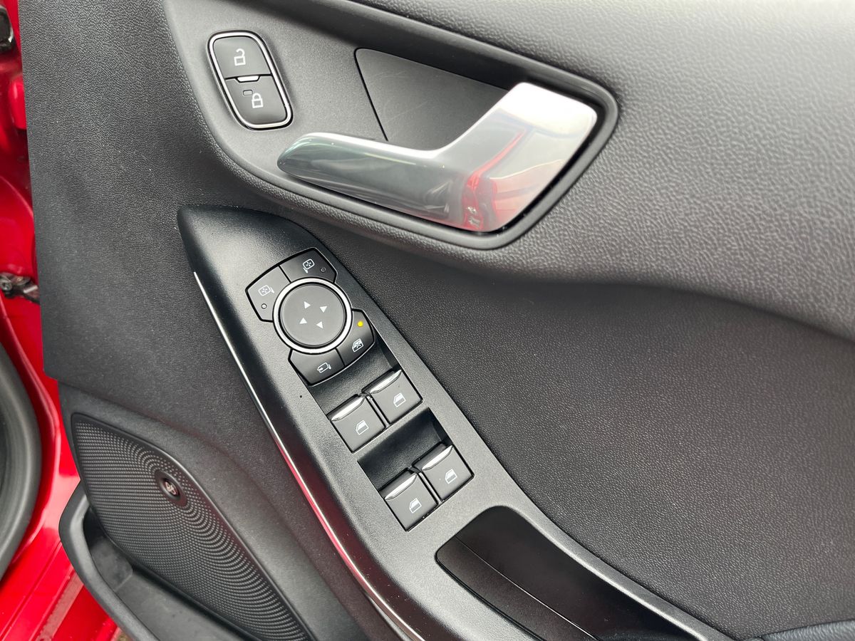 Used Ford Fiesta 2018 for sale - 76547473: Photo 29