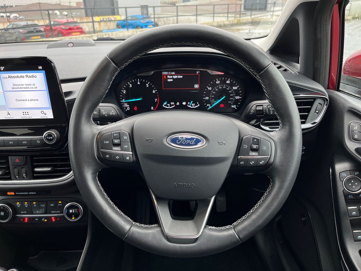 Used Ford Fiesta 2018 for sale - 76547473: Photo 42