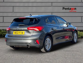 Used Ford Focus 2021 for sale - 75717436: Photo