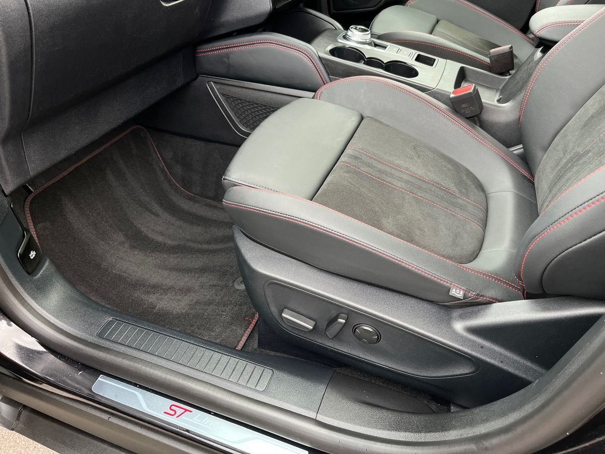 Used Ford Kuga 2025 for sale - 76186182: Photo 31