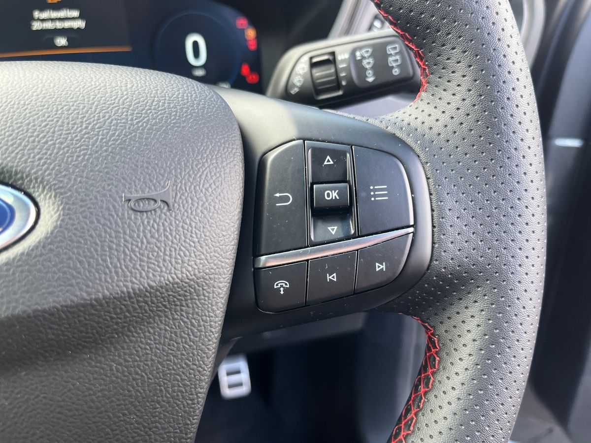 Used Ford Kuga 2025 for sale - 76040404: Photo 37