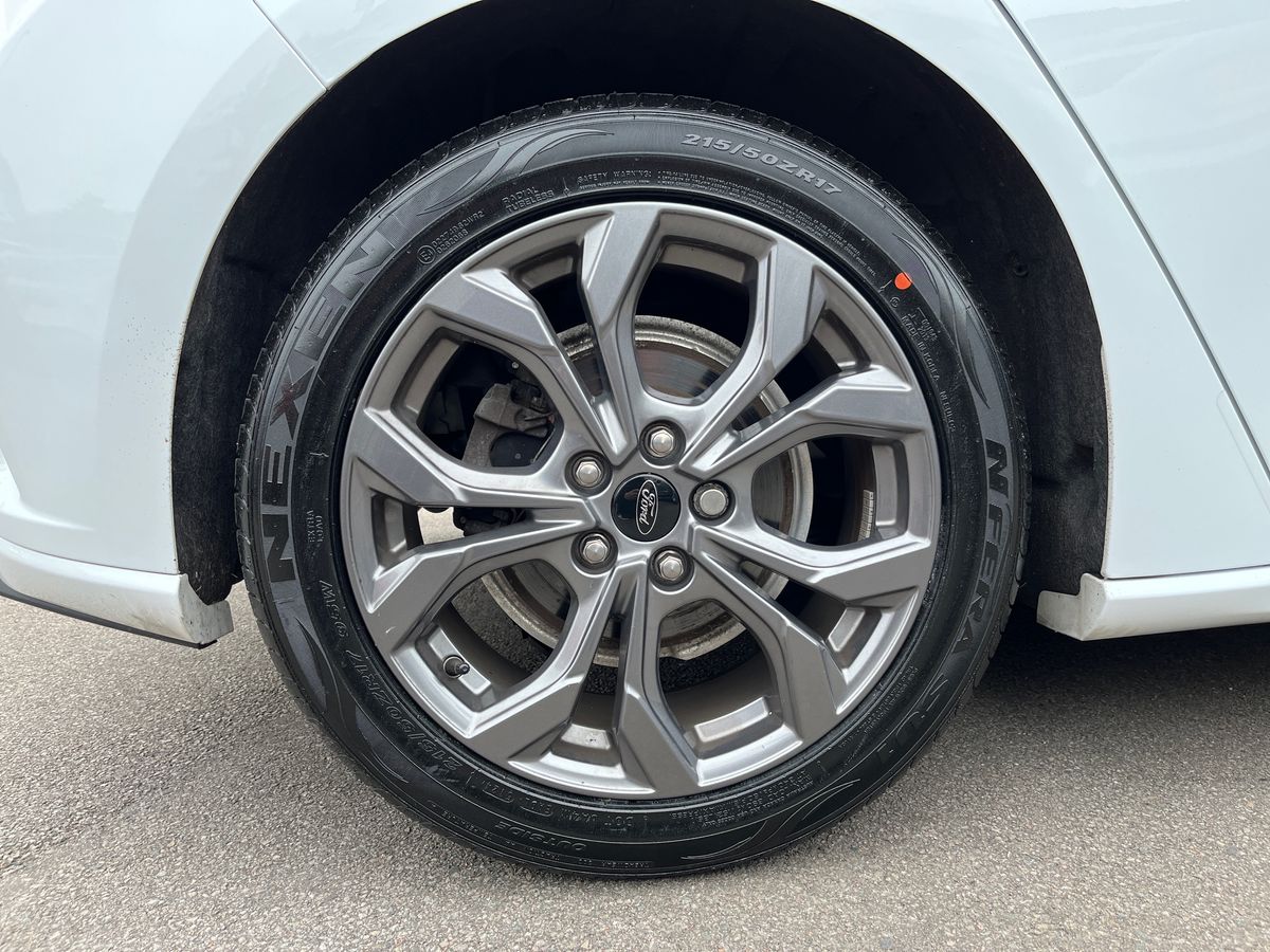 Used Ford Focus 2022 for sale - 76193698: Photo 17