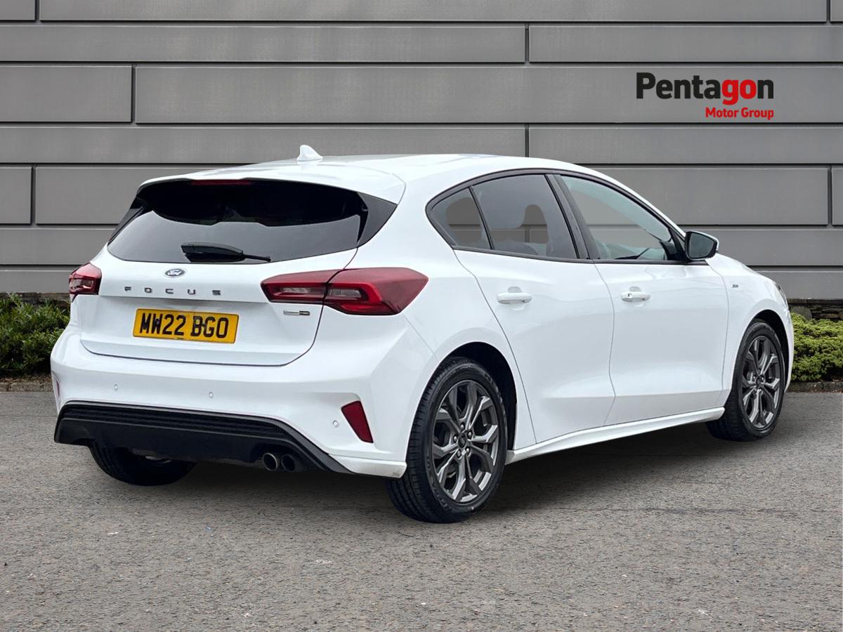 Used Ford Focus 2022 for sale - 76193698: Photo 4