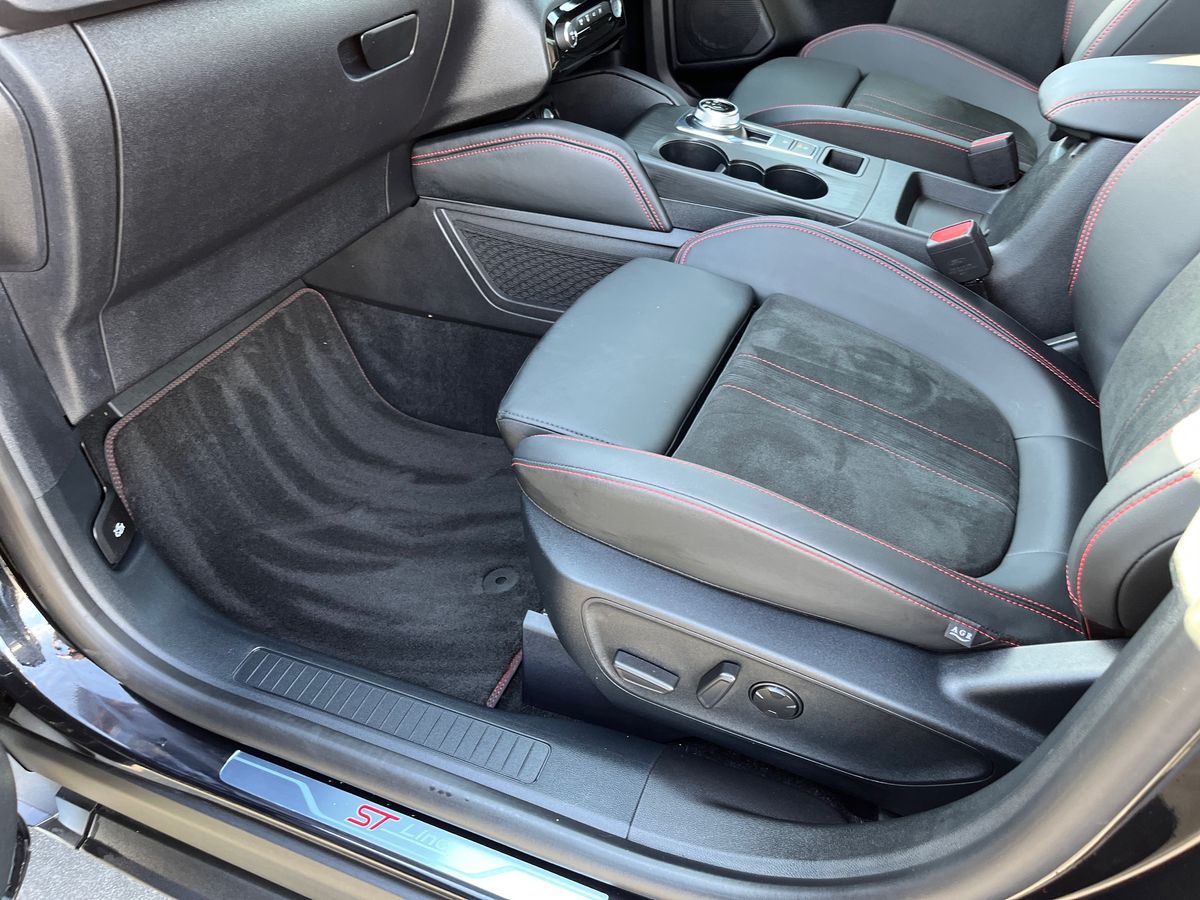 Used Ford Kuga 2025 for sale - 76373517: Photo 18